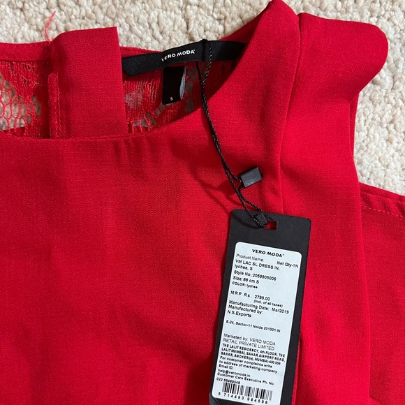 New with Tags: Vero Moda Lace Dress - Picture 4 of 5